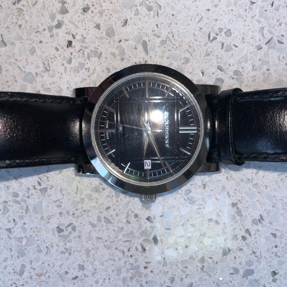 Men’s Burberry watch in black - Picture 7 of 7